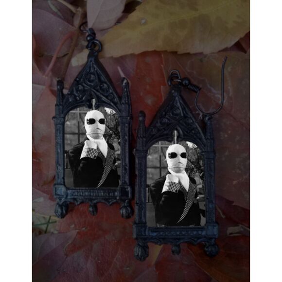 The Invisible Man Earrings - Classic Horror Movie Halloween Jewelry Film Tribute - Picture 1 of 2